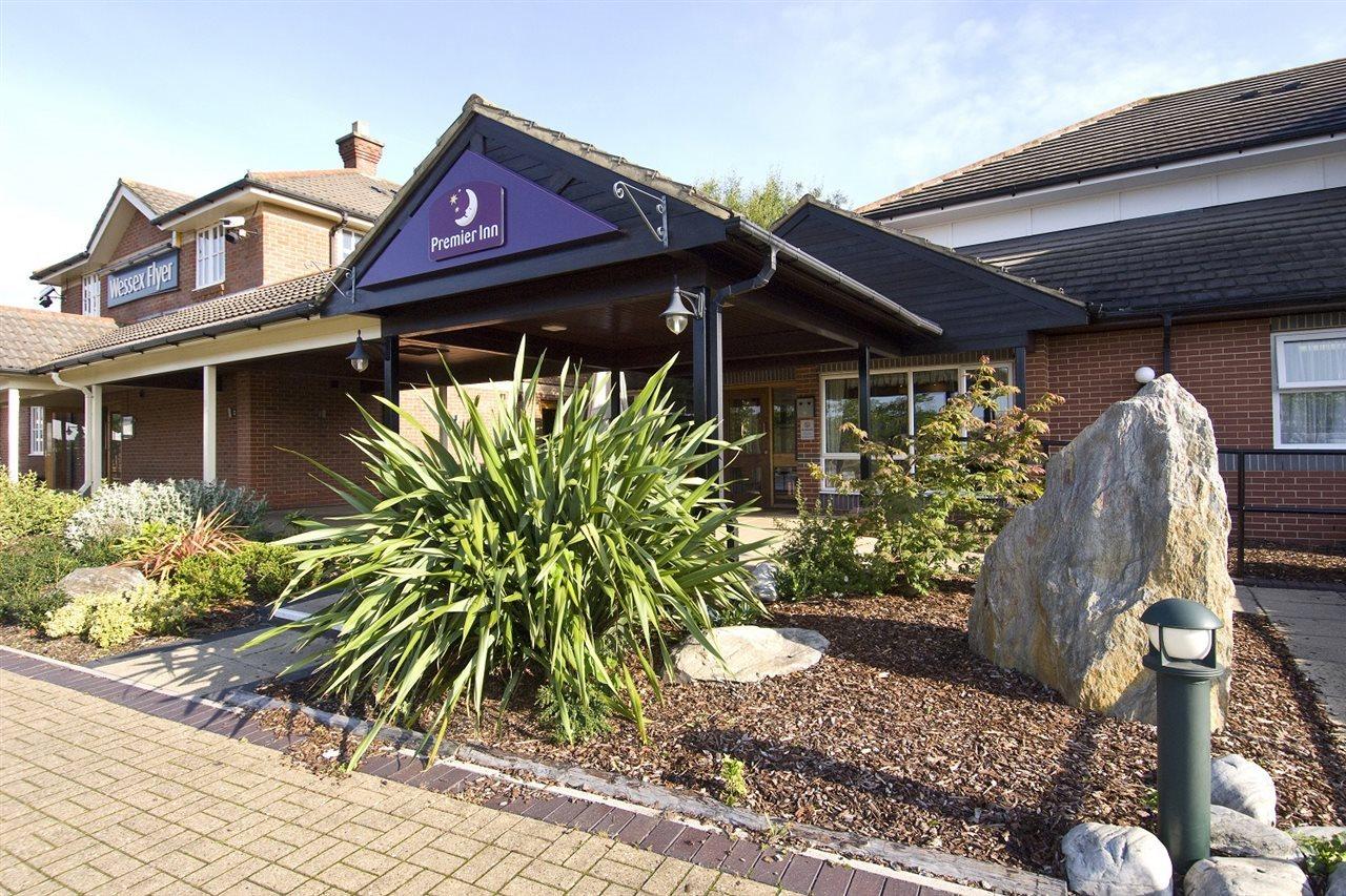 Premier Inn Bristol South Eksteriør bilde